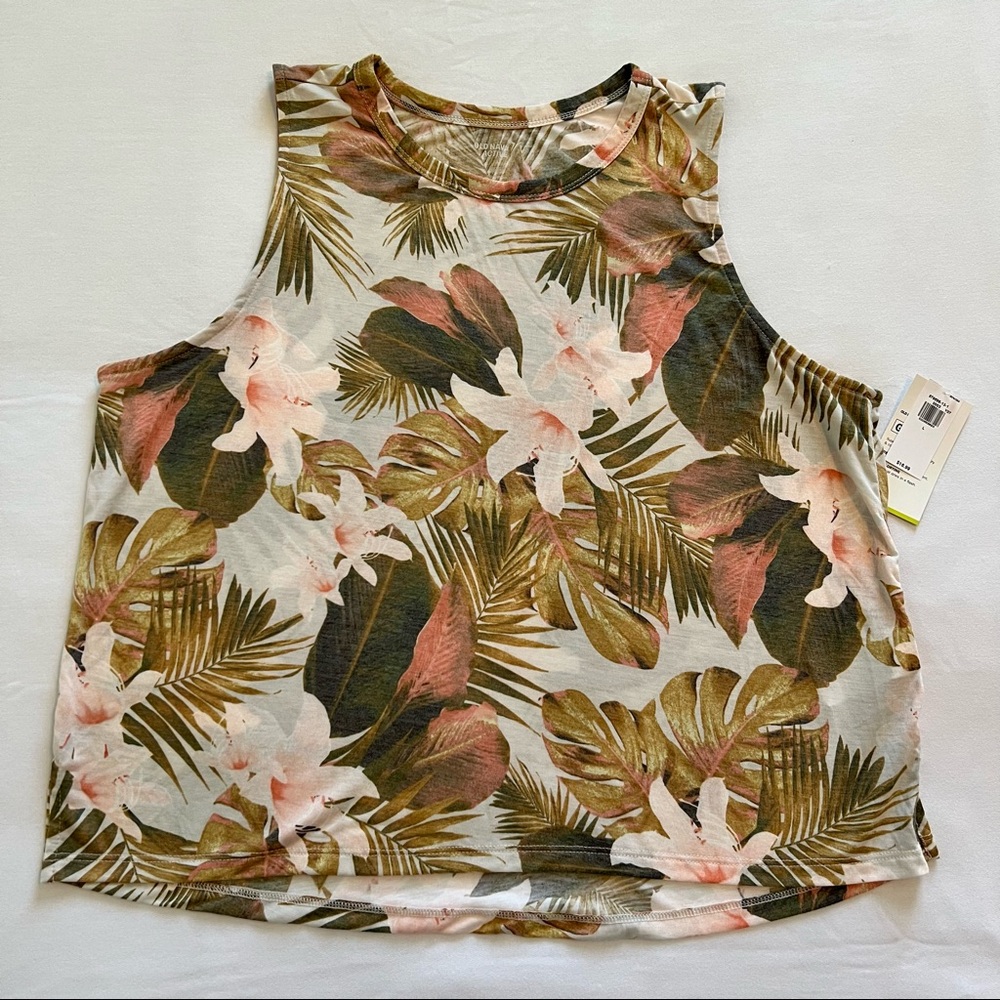 Women’s Old Navy Active shirt